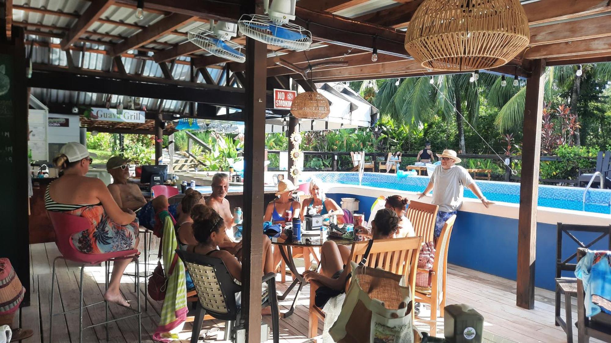 Guava Grove Resort & Villas Sandy Bay Bagian luar foto