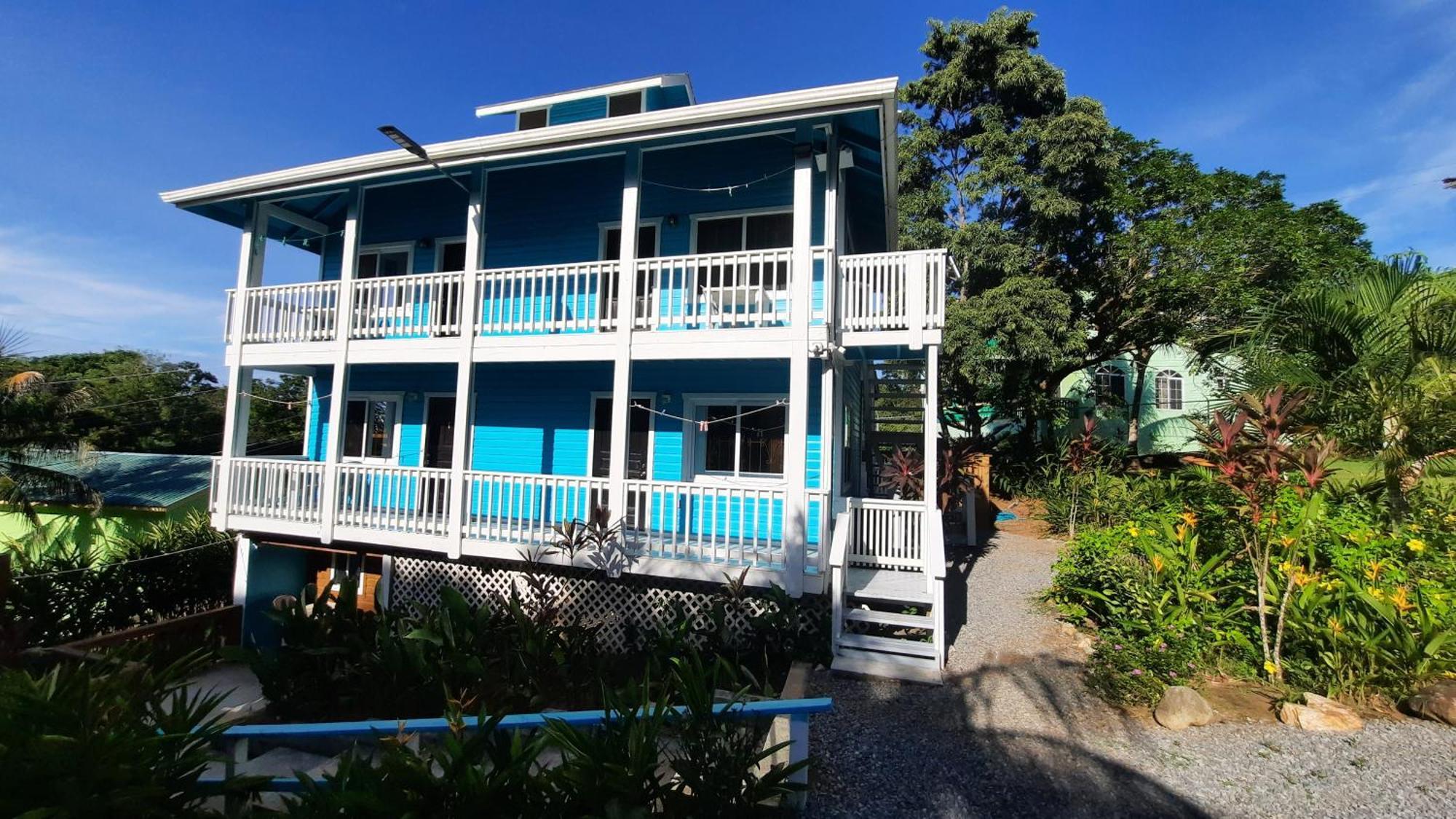 Guava Grove Resort & Villas Sandy Bay Bagian luar foto